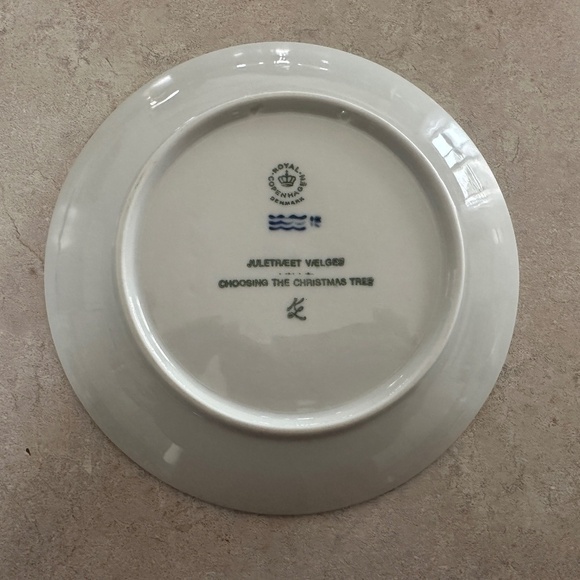 Royal Copenhagen Annual Blue Christmas 4 Plates Vintage Denmark 1973, 78, 79, 80 - Picture 9 of 14